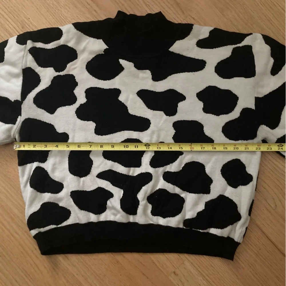 Fashion Brand Company Cow Print Knit Sweater - out of print! - Picture 8 of 13